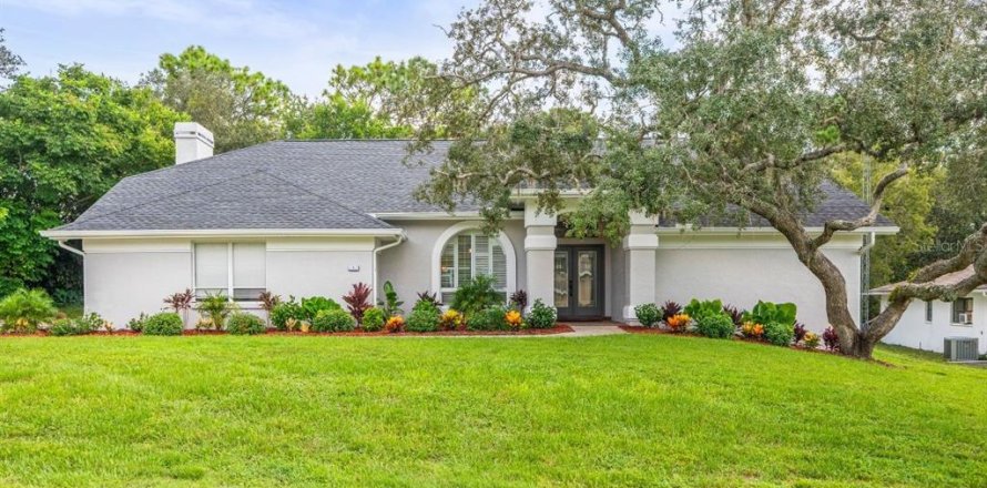 House in Homosassa, Florida 3 bedrooms, 223.52 sq.m. № 1908653