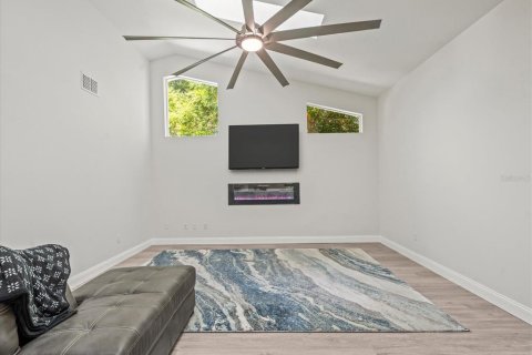 Casa en venta en Homosassa, Florida, 3 dormitorios, 223.52 m2 № 1908653 - foto 24