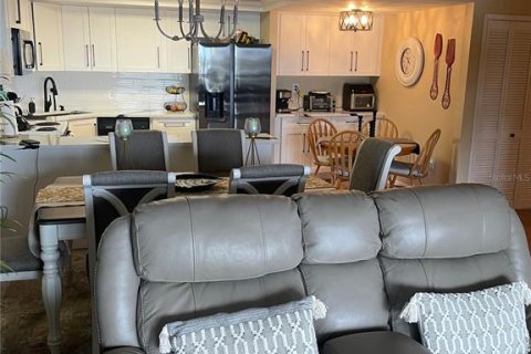 Condo in Clearwater, Florida, 2 bedrooms  № 759586 - photo 27