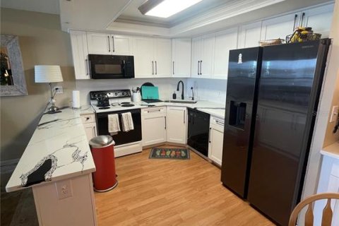 Condo in Clearwater, Florida, 2 bedrooms  № 759586 - photo 30