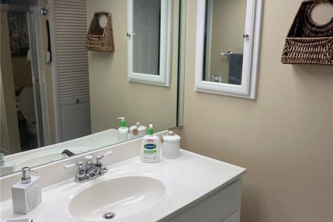 Condo in Clearwater, Florida, 2 bedrooms  № 759586 - photo 6