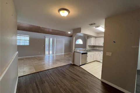 Villa ou maison à vendre à Fort Myers, Floride: 3 chambres, 157.75 m2 № 1620894 - photo 5