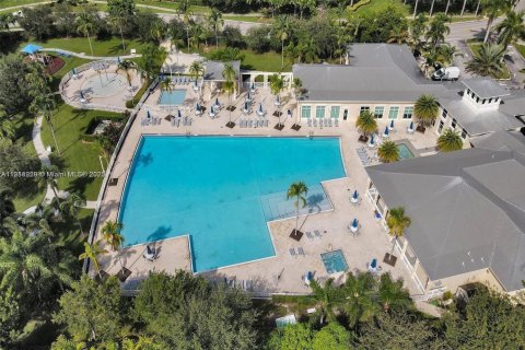 Купить кондоминиум в Хомстед, Флорида 2 спальни, 113.71м2, № 1971167 - фото 9