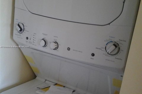 Купить кондоминиум в Хомстед, Флорида 2 спальни, 113.71м2, № 1971167 - фото 15