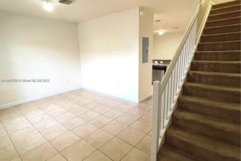 Купить кондоминиум в Хомстед, Флорида 2 спальни, 113.71м2, № 1971167 - фото 13