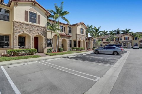 Купить кондоминиум в Хомстед, Флорида 2 спальни, 113.71м2, № 1971167 - фото 4