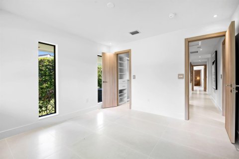 Villa ou maison à vendre à Pinecrest, Floride: 4 chambres, 253.53 m2 № 2418076 - photo 23