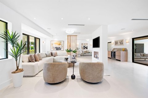 Villa ou maison à Pinecrest, Floride 4 chambres, 253.53 m2 № 2418076