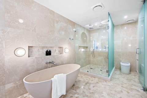 Villa ou maison à vendre à Pinecrest, Floride: 4 chambres, 253.53 m2 № 2418076 - photo 16