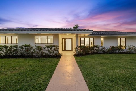 Villa ou maison à vendre à Pinecrest, Floride: 4 chambres, 253.53 m2 № 2418076 - photo 3