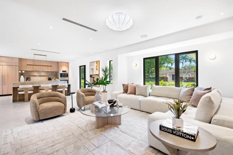 Villa ou maison à vendre à Pinecrest, Floride: 4 chambres, 253.53 m2 № 2418076 - photo 7