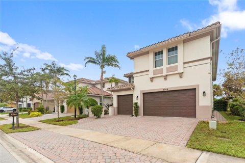 House in Parkland, Florida 5 bedrooms, 304.81 sq.m. № 1739412 - photo 2