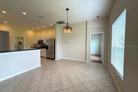 Casa en alquiler en Wesley Chapel, Florida, 4 dormitorios, 196.4 m2 № 1833096 - foto 12