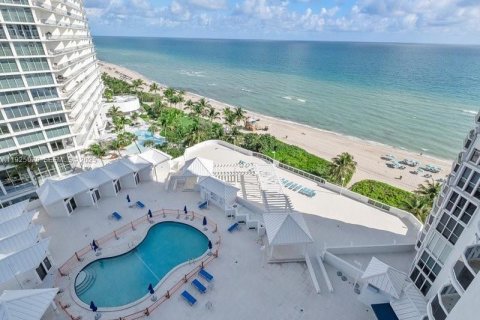 Condominio en venta en Sunny Isles Beach, Florida, 2 dormitorios, 169.08 m2 № 1984238 - foto 5