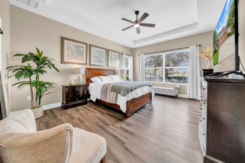House in Wesley Chapel, Florida 5 bedrooms, 328.5 sq.m. № 1782174 - photo 15