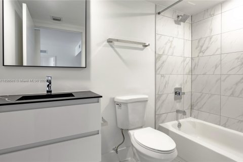Appartement à louer à Plantation, Floride: 1 chambre, 90.02 m2 № 1820271 - photo 16