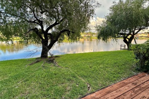 Adosado en venta en Sunrise, Florida, 4 dormitorios, 168.34 m2 № 1929076 - foto 22