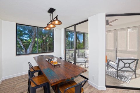 Condo in Stuart, Florida, 2 bedrooms  № 2082338 - photo 22