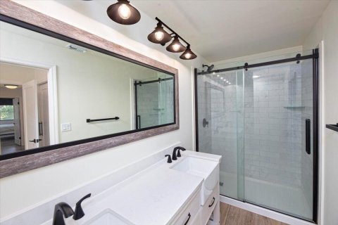 Condo in Stuart, Florida, 2 bedrooms  № 2082338 - photo 25