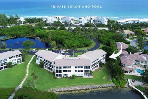Condo in Stuart, Florida, 2 bedrooms  № 2082338