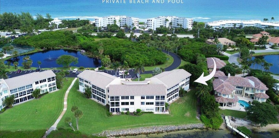 Condo in Stuart, Florida, 2 bedrooms  № 2082338
