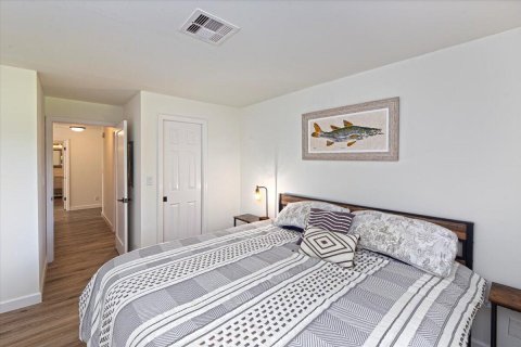 Condo in Stuart, Florida, 2 bedrooms  № 2082338 - photo 28