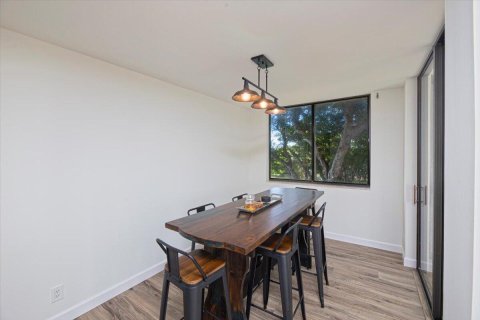 Condo in Stuart, Florida, 2 bedrooms  № 2082338 - photo 20