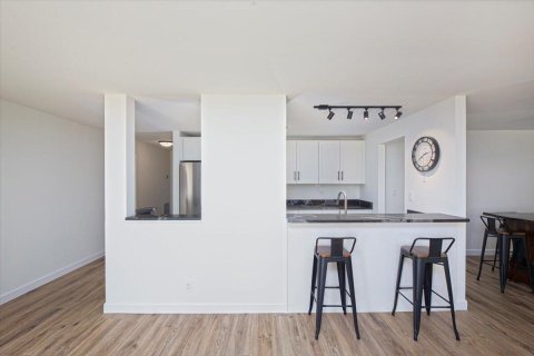 Condo in Stuart, Florida, 2 bedrooms  № 2082338 - photo 19