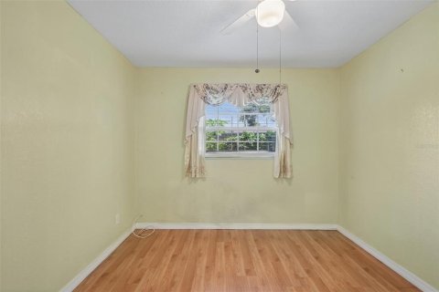 House in Pinellas Park, Florida 3 bedrooms, 124.49 sq.m. № 2201584 - photo 18