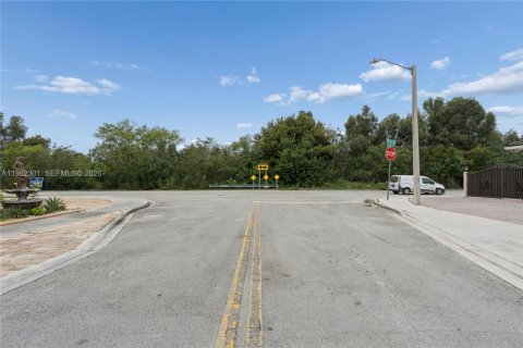 Terrain à vendre à Miami, Floride № 2047994 - photo 6