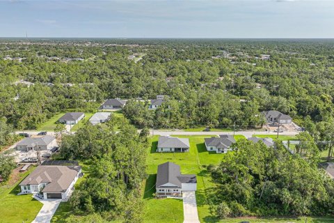 Casa en venta en Port Charlotte, Florida, 3 dormitorios, 153.29 m2 № 1828141 - foto 27