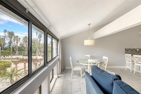 Condominio en venta en Longboat Key, Florida, 2 dormitorios, 83.61 m2 № 1517227 - foto 10