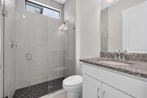 House in Port St. Lucie, Florida 4 bedrooms, 221.85 sq.m. № 2278985 - photo 12