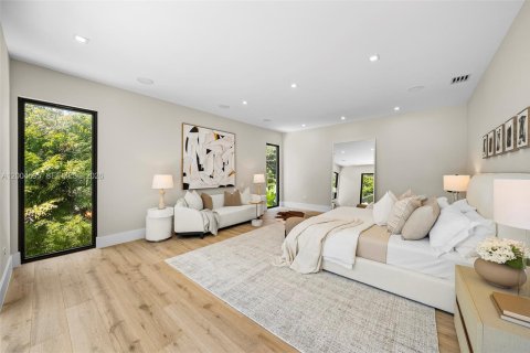 House in Miami, Florida 5 bedrooms № 2069548 - photo 24