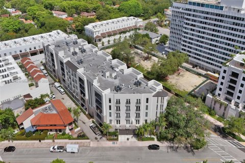 Condo in Coral Gables, Florida, 3 bedrooms  № 1790522 - photo 6