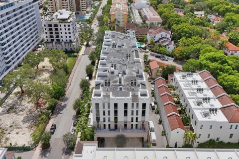 Condo in Coral Gables, Florida, 3 bedrooms  № 1790522 - photo 3