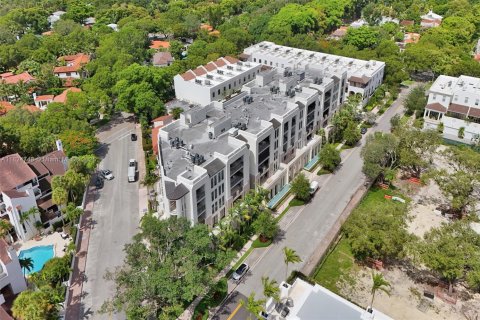 Condo in Coral Gables, Florida, 3 bedrooms  № 1790522 - photo 8