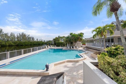 Condominio en venta en Bradenton, Florida, 2 dormitorios, 158.4 m2 № 1724003 - foto 29