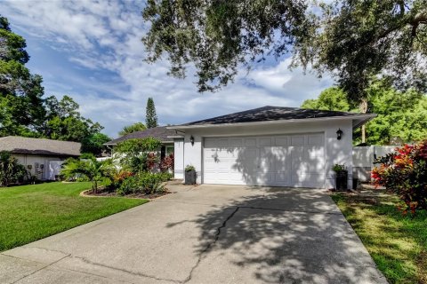 Villa ou maison à vendre à Palm Harbor, Floride: 2 chambres, 123.28 m2 № 1838866 - photo 2
