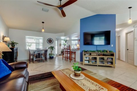 Villa ou maison à vendre à Palm Harbor, Floride: 2 chambres, 123.28 m2 № 1838866 - photo 12