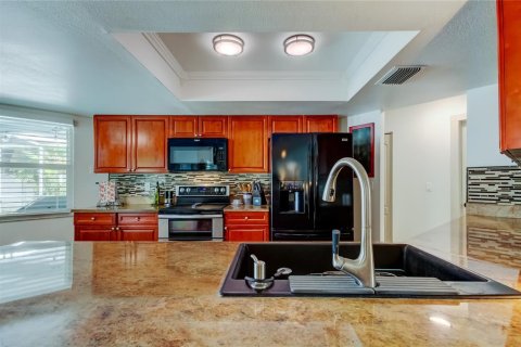 Villa ou maison à vendre à Palm Harbor, Floride: 2 chambres, 123.28 m2 № 1838866 - photo 18