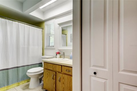 Villa ou maison à vendre à Palm Harbor, Floride: 2 chambres, 123.28 m2 № 1838866 - photo 28