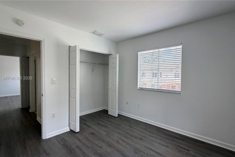 Снять в аренду кондоминиум в Майами-Гарденс, Флорида 3 спальни, 131.92м2, № 2030492 - фото 17