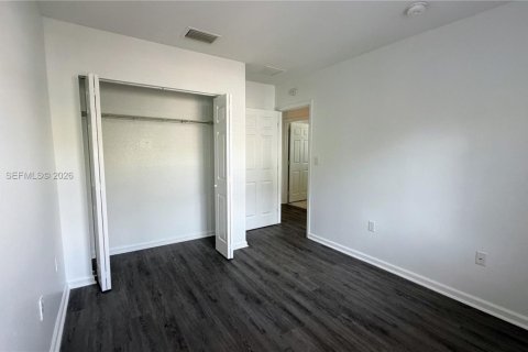 Снять в аренду кондоминиум в Майами-Гарденс, Флорида 3 спальни, 131.92м2, № 2030492 - фото 19