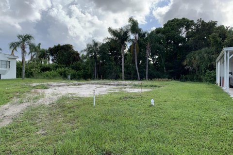 Casa en venta en Port St. Lucie, Florida, 2 dormitorios, 121.7 m2 № 2320712 - foto 2