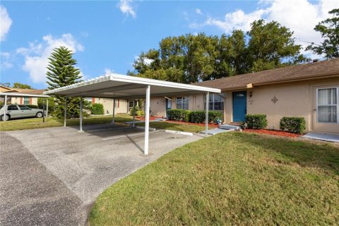 Condominio en alquiler en Sun City Center, Florida, 2 dormitorios, 91.42 m2 № 2098480 - foto 2