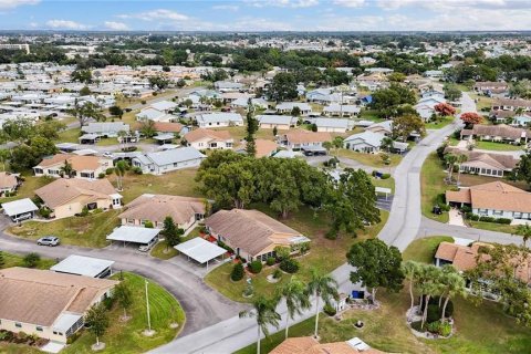 Condominio en alquiler en Sun City Center, Florida, 2 dormitorios, 91.42 m2 № 2098480 - foto 7