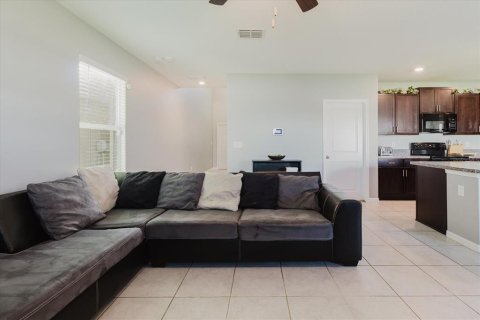 Casa en alquiler en Wimauma, Florida, 4 dormitorios, 177.81 m2 № 1904092 - foto 6