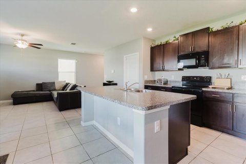 Casa en alquiler en Wimauma, Florida, 4 dormitorios, 177.81 m2 № 1904092 - foto 10