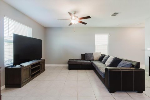 Casa en alquiler en Wimauma, Florida, 4 dormitorios, 177.81 m2 № 1904092 - foto 5